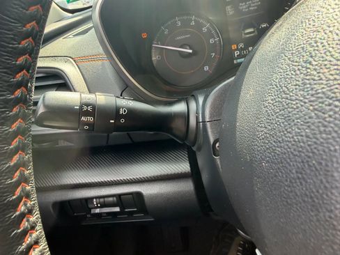 Used 2020 Subaru Crosstrek 2.0i Premium image 16