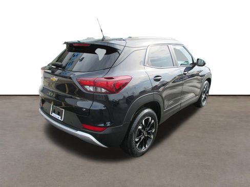 Used 2021 Chevrolet TrailBlazer LT w/ Convenience Package image 3