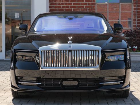 Used 2024 Rolls-Royce Spectre w/ Spectre Launch Package AWD/4WD image 5