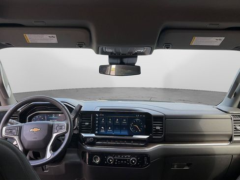 Used 2023 Chevrolet Silverado 1500 LT AWD/4WD image 28