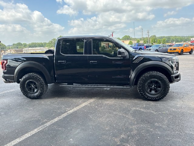 Used 2018 Ford F150 Raptor w/ Equipment Group 802A Luxury AWD/4WD image 5