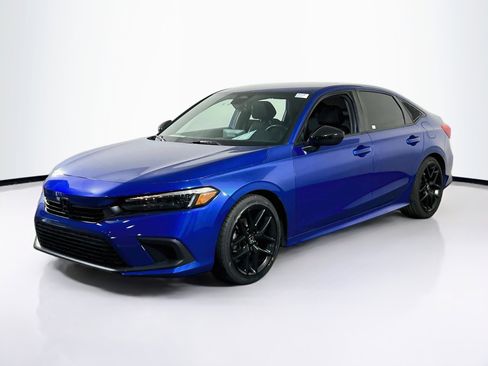 Used 2023 Honda Civic Sport image 1