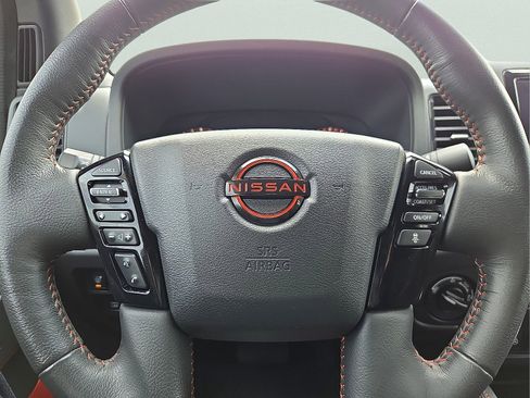 Used 2022 Nissan Frontier PRO-4X AWD/4WD image 24