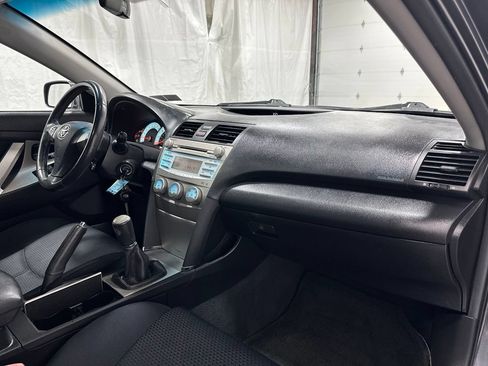 Used 2009 Toyota Camry SE FWD image 51
