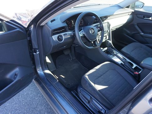 Used 2021 Volkswagen Passat 2.0T S image 7