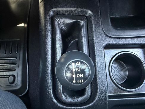 Used 2015 RAM 2500 Tradesman w/ Chrome Appearance Group image 18