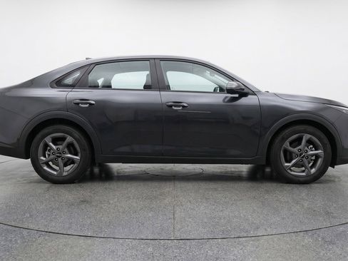 Used 2025 Kia K4 FWD image 8
