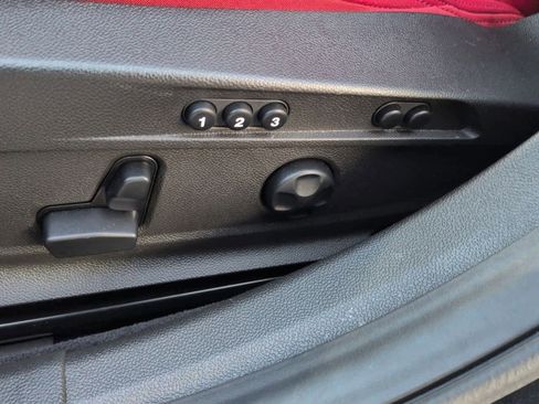 Used 2024 Alfa Romeo Giulia Ti w/ Performance Driving Package image 16