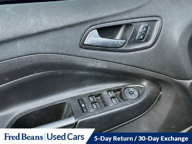 Used 2017 Ford Escape SE w/ SE Leather Comfort Package AWD/4WD image 25