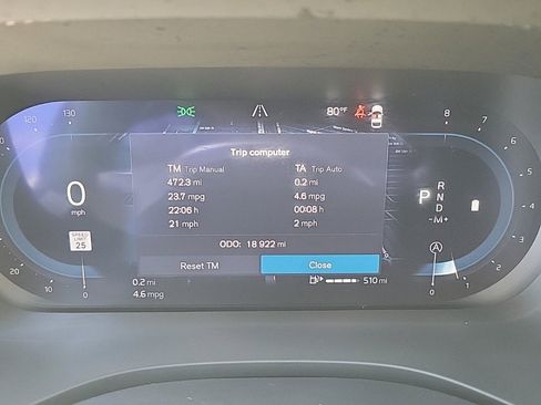 Used 2025 Volvo XC60 B5 Core image 17