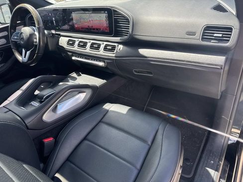 Used 2022 Mercedes-Benz GLS 450 4MATIC image 12