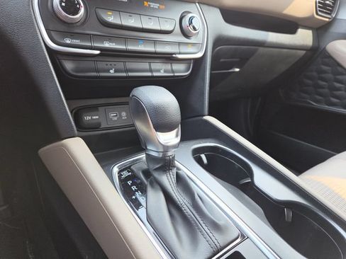Used 2020 Hyundai Santa Fe SEL FWD image 16