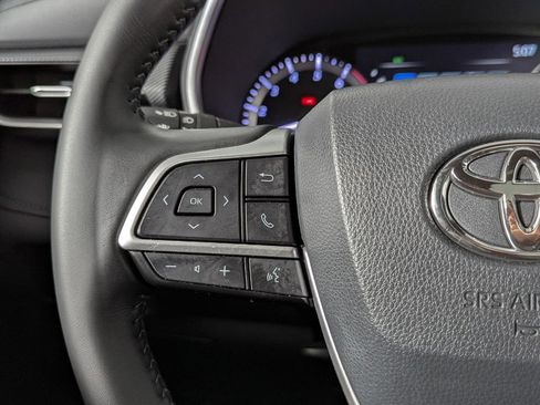 Used 2024 Toyota Highlander XSE image 29