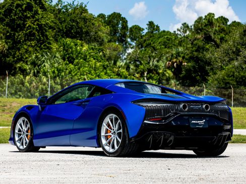 Used 2023 McLaren Artura PERFORMANCE image 36