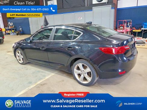 Used 2013 Acura ILX w/ Premium Package image 3