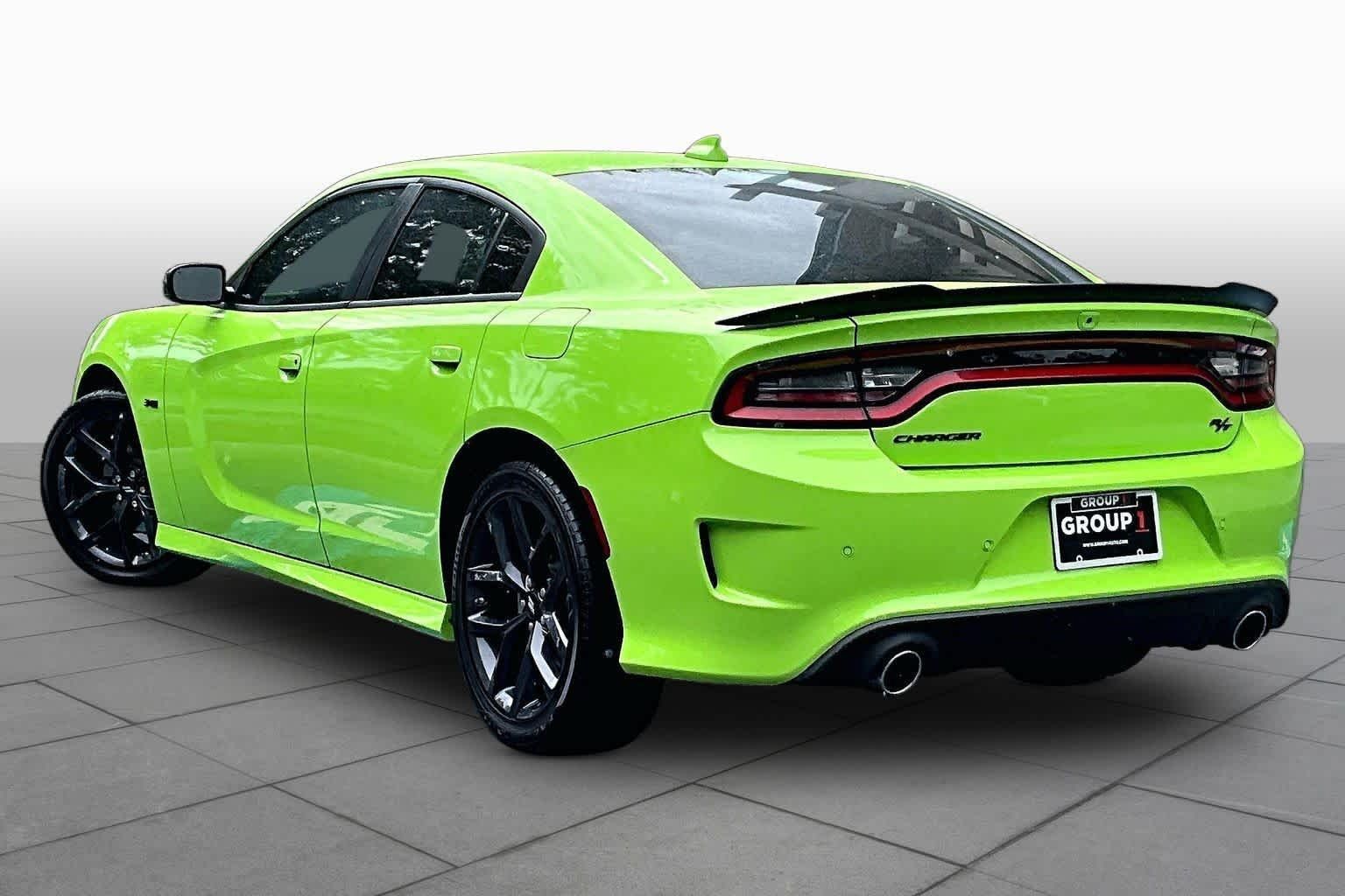 Used 2023 Dodge Charger R/T w/ Blacktop Package RWD image 12