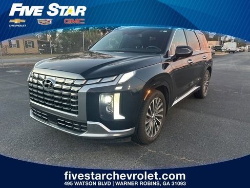 Used 2024 Hyundai Palisade Calligraphy image 1