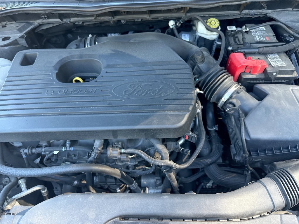 Used 2020 Ford Escape Titanium AWD/4WD image 17