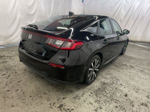 Used 2024 Honda Civic EX-L image 6