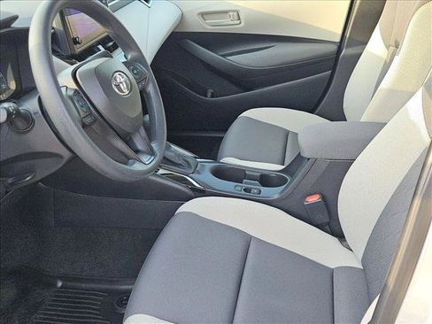 Used 2024 Toyota Corolla LE FWD image 15