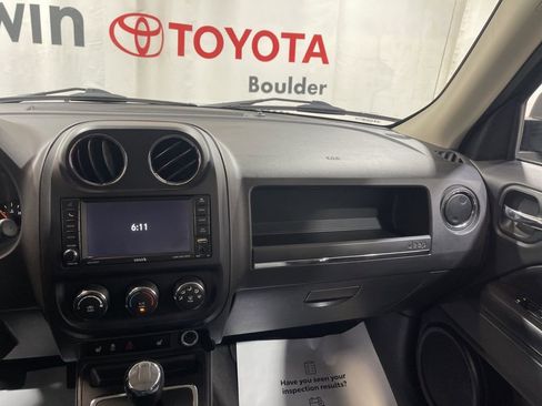 Used 2017 Jeep Patriot High Altitude image 25