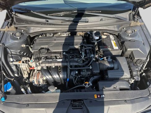 Used 2021 Hyundai Elantra SEL w/ Convenience + Premium Package FWD image 35