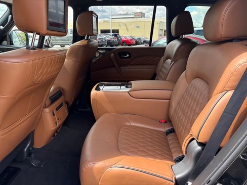 Used 2021 INFINITI QX80 Premium Select AWD/4WD image 25