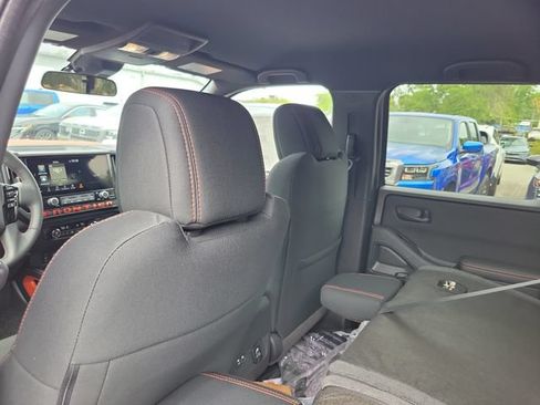 New 2026 Nissan Frontier PRO-4X w/ Pro-4x Convenience Package AWD/4WD image 8