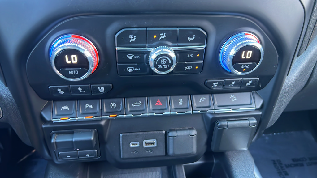 Used 2019 GMC Sierra 1500 AT4 w/ AT4 Premium Package AWD/4WD image 27