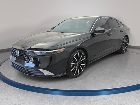 Used 2024 Honda Accord Touring image 1