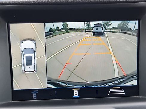 Used 2018 GMC Terrain Denali w/ Advanced Safety Package AWD/4WD image 36
