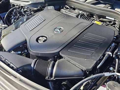 New 2026 Mercedes-Benz GLC 300 image 16