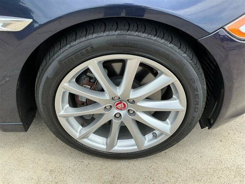 Used 2014 Jaguar XJ AWD image 25