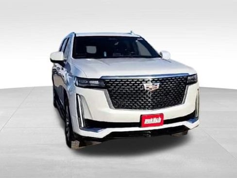 Certified 2023 Cadillac Escalade ESV Premium Luxury image 3