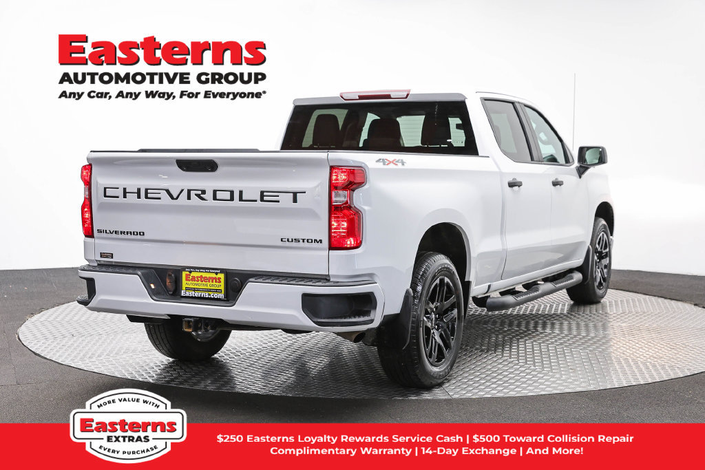 Used 2024 Chevrolet Silverado 1500 Custom w/ LPO, Dark Essentials Package AWD/4WD image 6