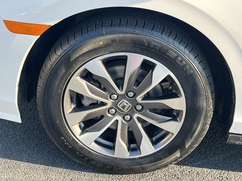 Certified 2023 Honda Odyssey EX-L image 32