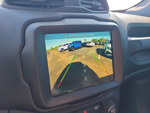 Used 2019 Jeep Renegade Limited w/ Quick Order Package 22P image 22