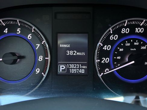 Used 2016 INFINITI QX70 RWD 4dr image 27