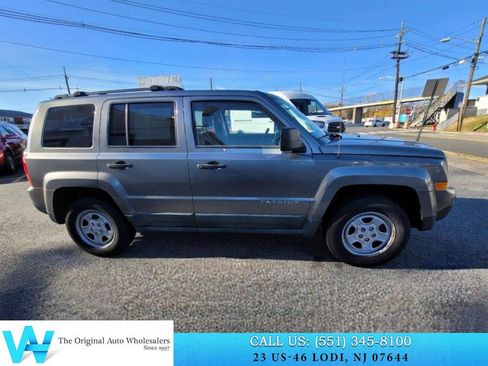 Used 2011 Jeep Patriot Sport image 7