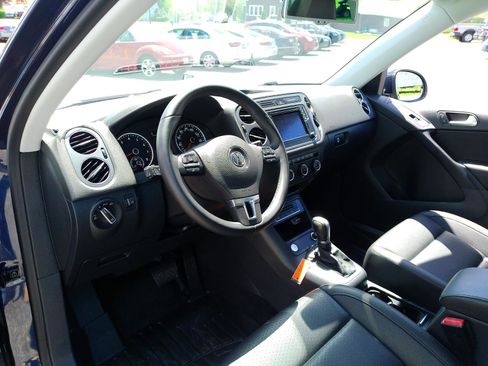 Used 2016 Volkswagen Tiguan S AWD/4WD image 12