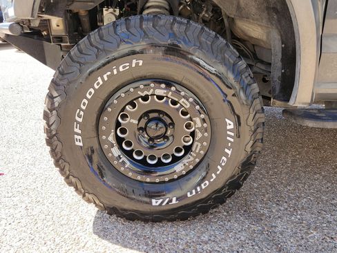 Used 2018 Ford F150 Raptor w/ Equipment Group 802A Luxury AWD/4WD image 11