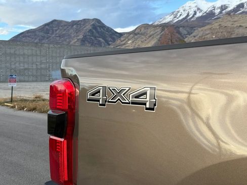 Used 2023 Ford F350 Lariat w/ Black Appearance Package image 15