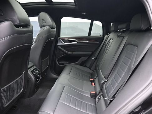 Used 2021 BMW X4 M40i w/ Premium Package AWD/4WD image 22