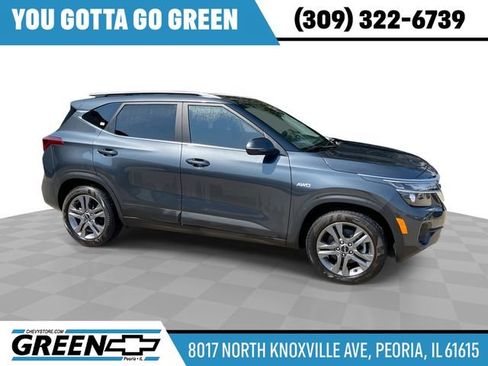 Used 2023 Kia Seltos S AWD/4WD image 1