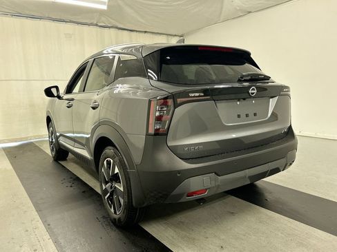New 2025 Nissan Kicks SV w/ SV Premium Package image 6