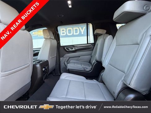 Used 2023 GMC Yukon XL SLT image 26