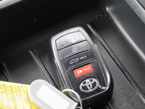 Used 2023 Toyota Tundra SR5 w/ SR5 Convenience Package AWD/4WD image 18