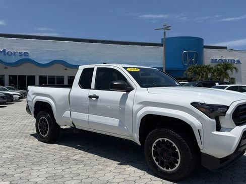 Used 2024 Toyota Tacoma SR RWD image 10