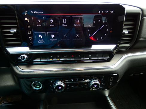 Used 2023 GMC Sierra 1500 SLT w/ SLT Convenience Package image 21