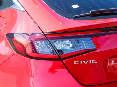 Used 2024 Honda Civic EX-L image 25